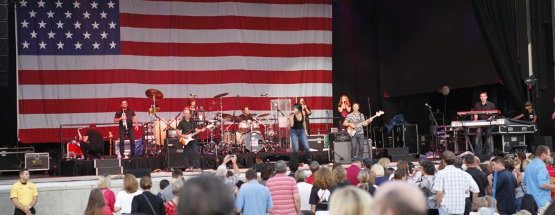 Lt. Dan Band Benefit Concert