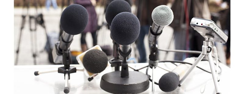 MICROPHONE SET IN BLOG